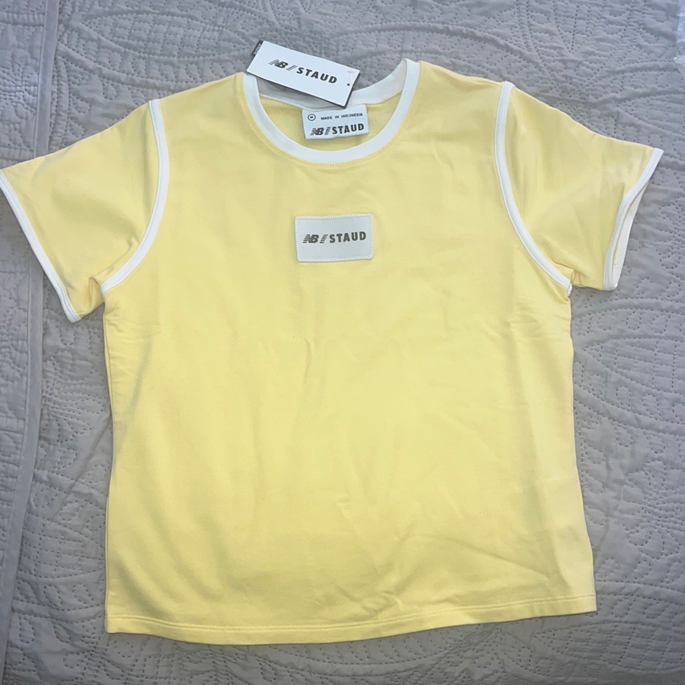 NEW BALANCE T SHIRT WOMENS WITH TAG!!! Brand new